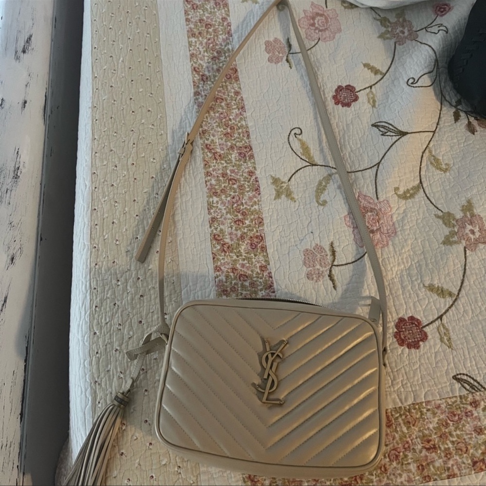 Saint Laurent purse